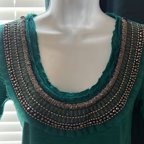 Embroidered shirt - Picture 2 of 3